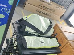 -迪卡侬(大英山店)