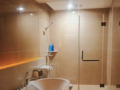 -花湖会所·高端水疗商务泡浴SPA(高新店)