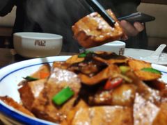 香干炒回锅肉-肖记公安牛肉鱼杂馆· 省级非物质文化遗产(仁和路店)