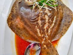 -万龙洲海鲜(大兴绿地缤纷城店)