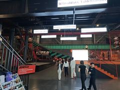 -极限PLAY运动娱乐新世界·团建派对表演休闲馆·室内高空游乐园