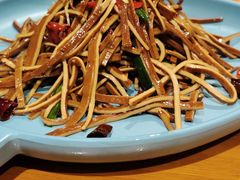 -有红鸡毛店·川菜(建设路店)