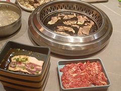 -黑金·寻焰自助百汇·烤肉·火锅(中街店)
