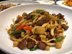 白玉菇炒羊肉-老厨家(友谊路总店)