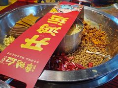 -谭鸭血老火锅(远大购物广场店)