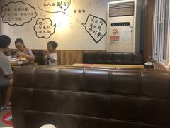 大堂-珍巴奴毛肚牛肉小火锅(四惠店)