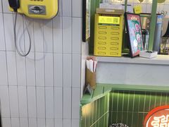 -巴卤社老火锅(财富店)