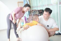 -爱尔乐美孕产瑜伽·普拉提