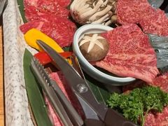 -炼火烤肉店
