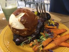 -HELLO 27 意面·沙拉·帕尼尼