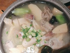-蜜桃餐厅·伴山(湖滨商业街店)