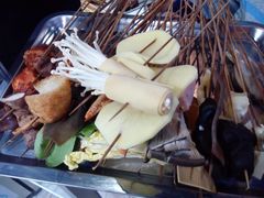 -椒点传统串串香