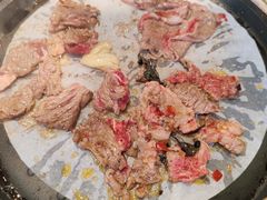 -哈哈碳都·牛肋条无限自助烤肉(台江万达店)