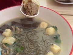 -小杨生煎(金山百联购物中心3楼店)