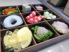 -海底捞火锅(世豪广场店)