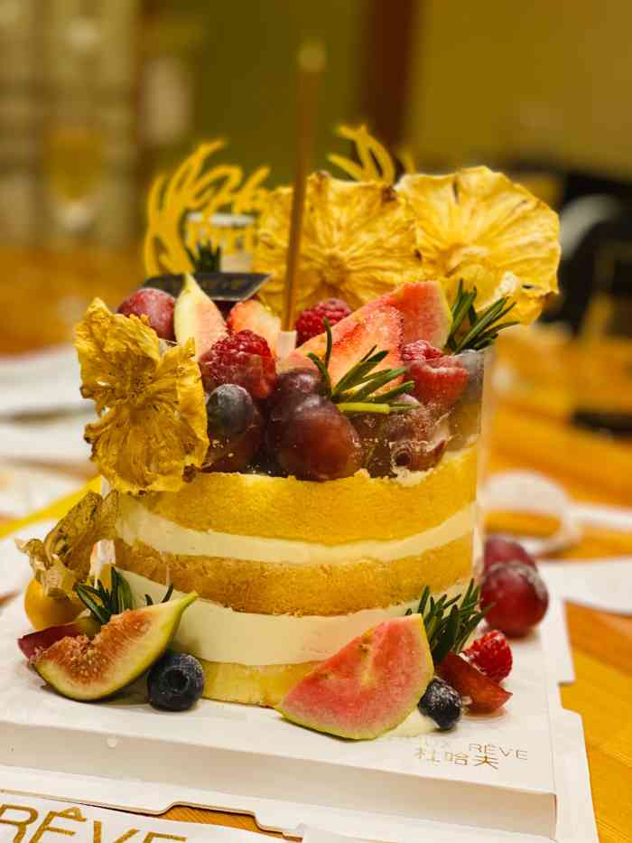 杜哈夫doux r08ve(莘庄店)-"团购了298的小花蛋糕,收到之后觉得意外