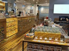 -猫的天空之城概念书店(印象城购物中心店)