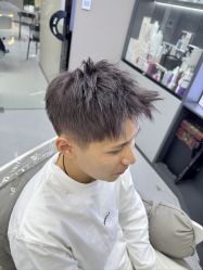 -宫铭烫发染发接发店