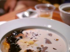 -RUXU入续糖水铺与包(卓悦中心店)