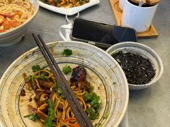 -梅溪·小伙子干挑面(安吉总店)