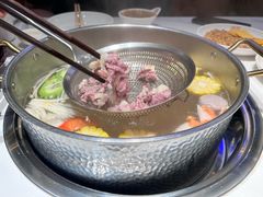 -犇鼎牛潮汕牛肉火锅(新辰里学清路店)