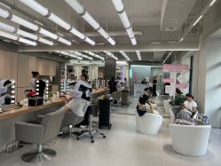 -Z.X HAIR SALON张新美业