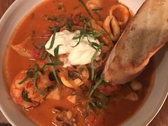 -ROAST coffee & eatery
