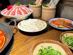 -萍姐火锅·公路夜市(武汉首店)