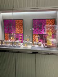 -周生生Chow Sang Sang(新世界店)