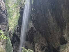 -龙水峡地缝景区