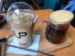 -西西弗书店&矢量咖啡(凯德晶萃广场店)