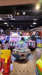 -卡通尼乐园(新达汇三林店)