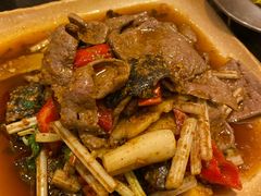 -周老三跷脚牛肉·全牛火锅(非遗传承店)