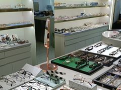 -视野联行眼镜蔡司·依视路官方授权店(顺城店)
