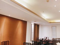 -梅花香里大酒店(郁金香路店)