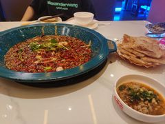 -渔香岛美蛙鱼头火锅(威清路店)