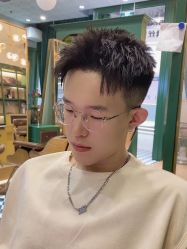 -逸丝风尚专注烫染
