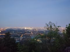 -鬼笑石后山停车场