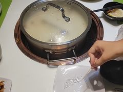 -洪氏嗨捞·猪肚鸡火锅(阳光天地店)