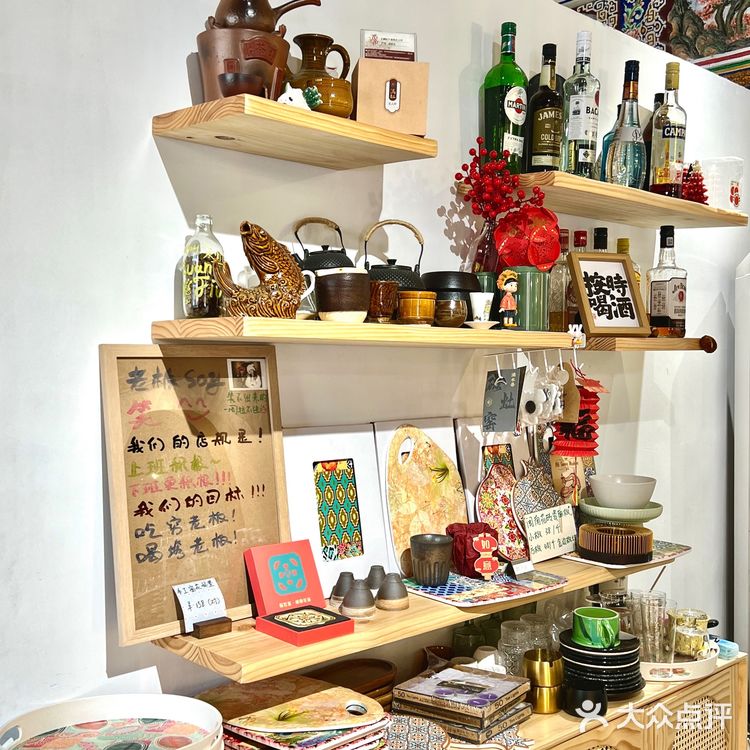 在泉州被花包围的咖啡店💐