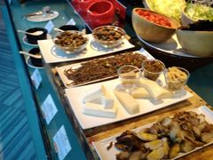 -唐拉雅秀酒店-西锦汇空中BBQ·思创餐厅