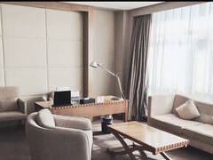 -上海如意智慧酒店(上海科学院店)