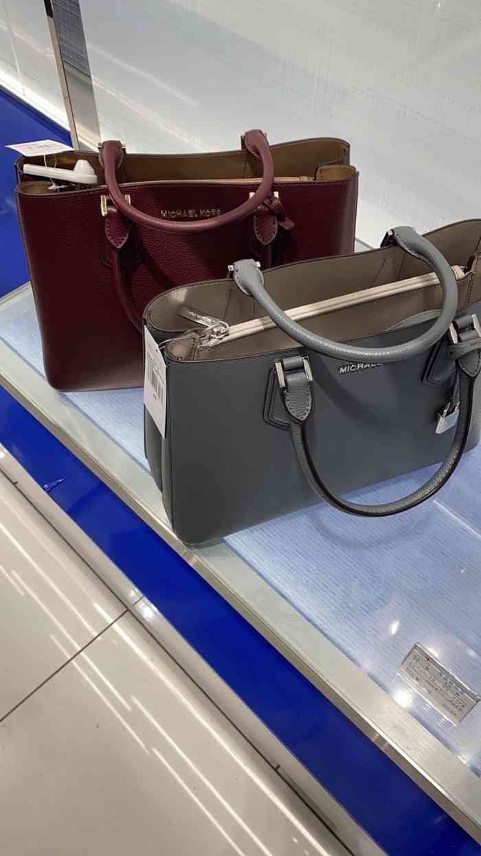 mk店铺-"和姐姐周二约起来,武清奥莱小镇,人不多."-大众点评移动版