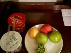 -新盈光·云会所(百丈东路店)
