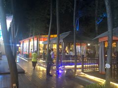 -二荆条·蜀鲜汇城市森林火锅