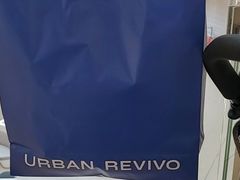 -URBAN REVIVO(七宝领展广场店)