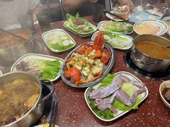 -四囍码头海鲜烧烤自助火锅(外滩南京东路悦荟广场店)