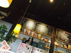 -猫的天空之城概念书店(杭州南宋御街店)