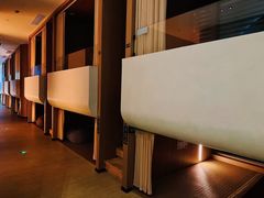 -涨巢·潮玩水疗局