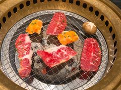 -山川小町·极番烧肉(新地假日广场店)